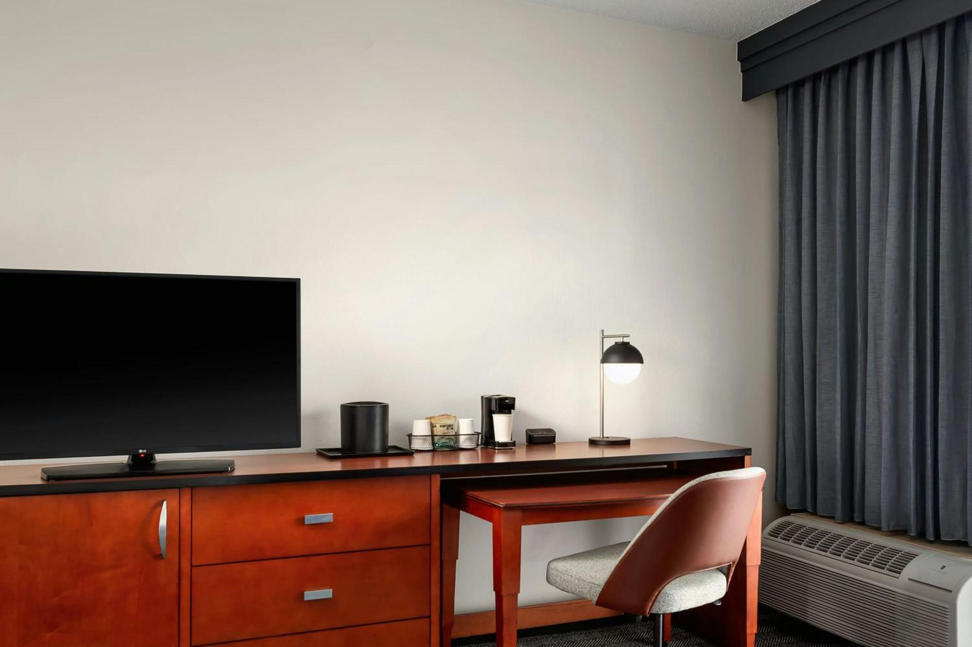 Courtyard By Marriott Minneapolis-St. Paul Airport Mendota Heights Exterior foto