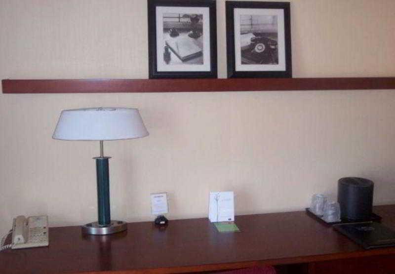 Courtyard By Marriott Minneapolis-St. Paul Airport Mendota Heights Zimmer foto